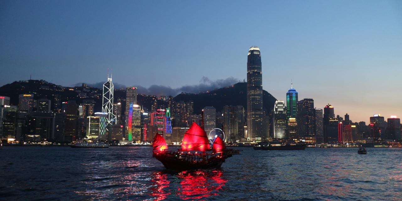 hk-night-view_r2.jpg